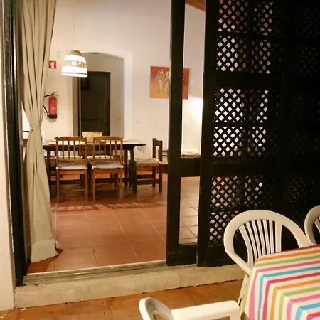 Jacaranda - 550m From The - Free Wifi - By Bedzy 阿尔布费拉