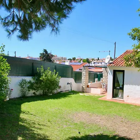 Jacaranda - 550m From The - Free Wifi - By Bedzy Вілла *