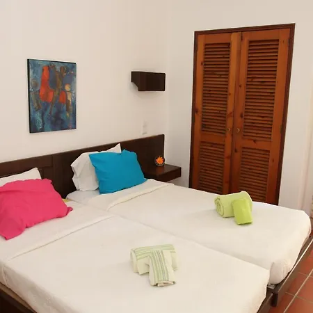 Jacaranda - 550m From The - Free Wifi - By Bedzy Albufeira